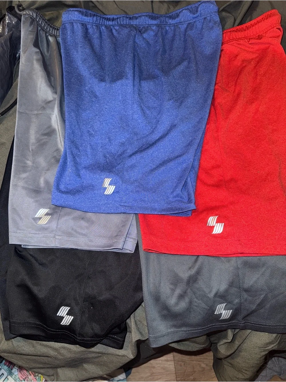 Boys Athletic Shorts Bundle of 5 from Children’s Place size Youth XXL 18